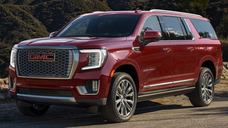 2023 GMC Yukon Denali