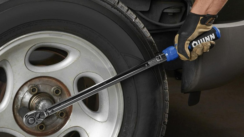 quinn torque wrench used on wheel