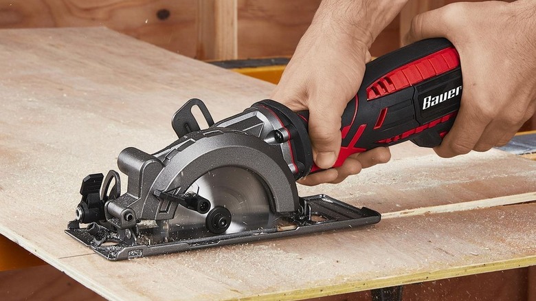 Bauer compact saw