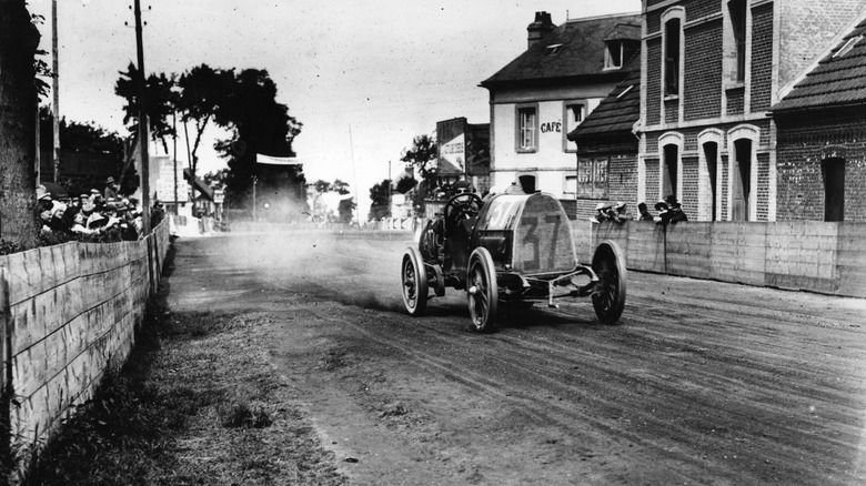 Fiat race car