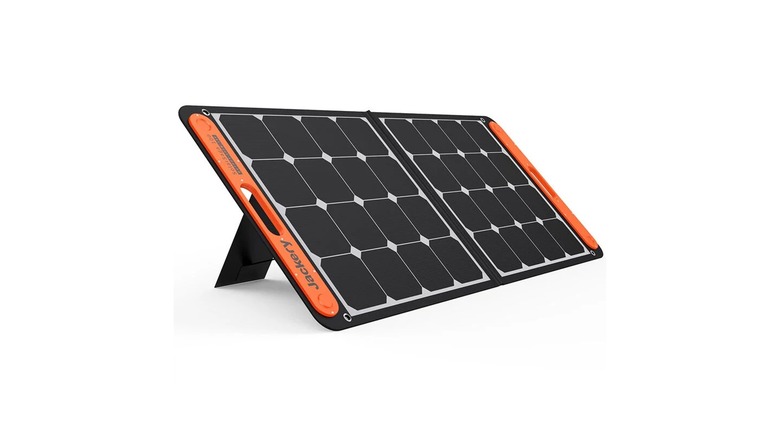 jackery solar panels