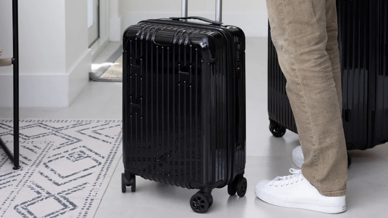 Hotel Collection smart carry-on luggage with GPS