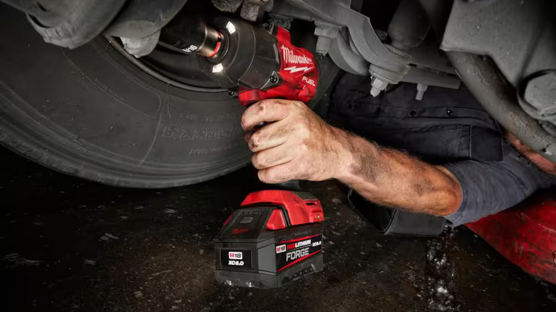 Milwaukee M18 impact wrench