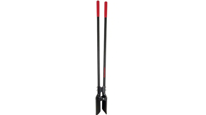 The Razor-Back 48 in. Fiberglass Handle Post Hole Digger