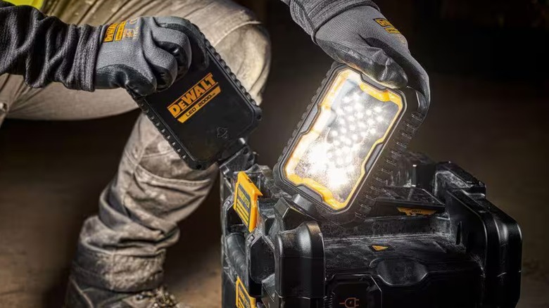 DeWalt folding panel work light