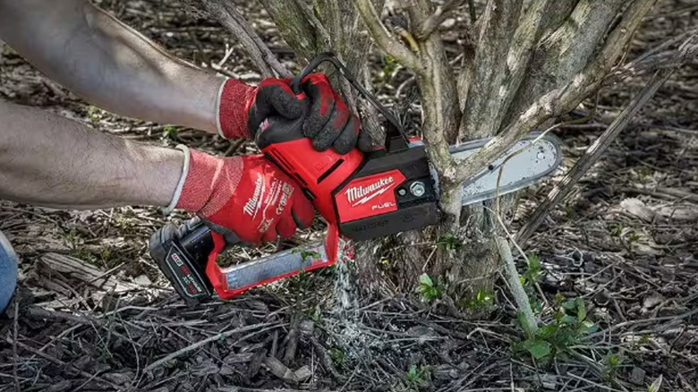 milwaukee hatchet saw