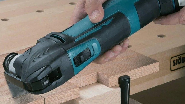 Makita Variable Speed Oscillating Multi-Tool