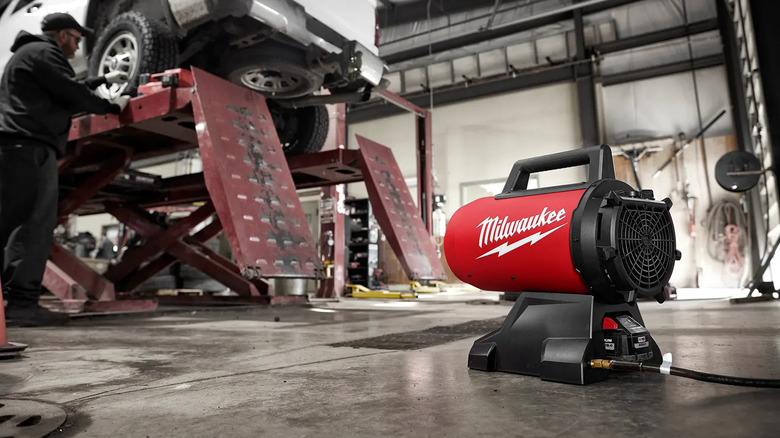 Milwaukee M18 propane heater