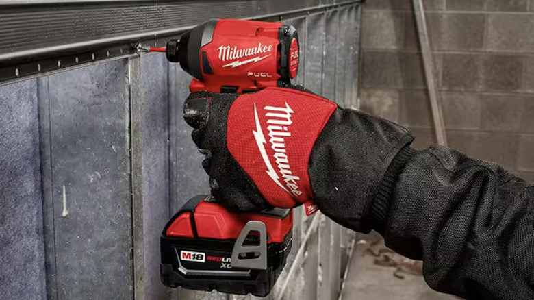 Milwaukee Performance winter work gloves