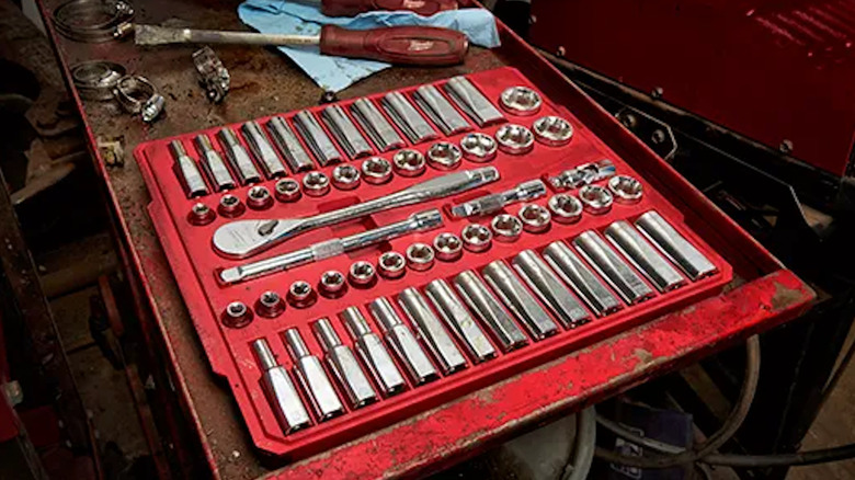 Drive 56pc Ratchet & Socket Set 