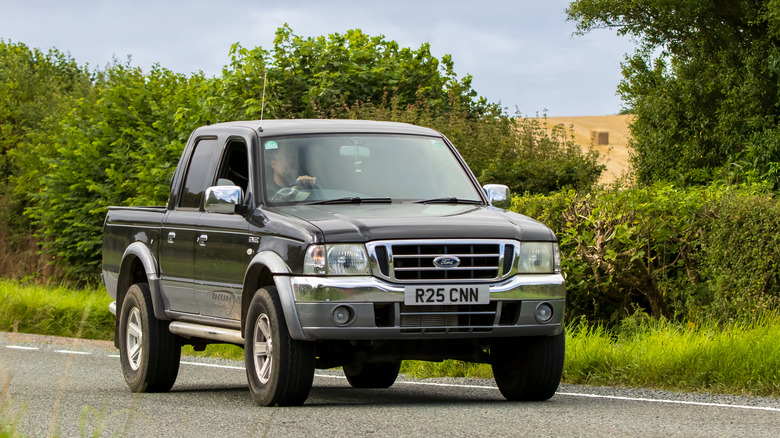 black 2004 Ford Ranger