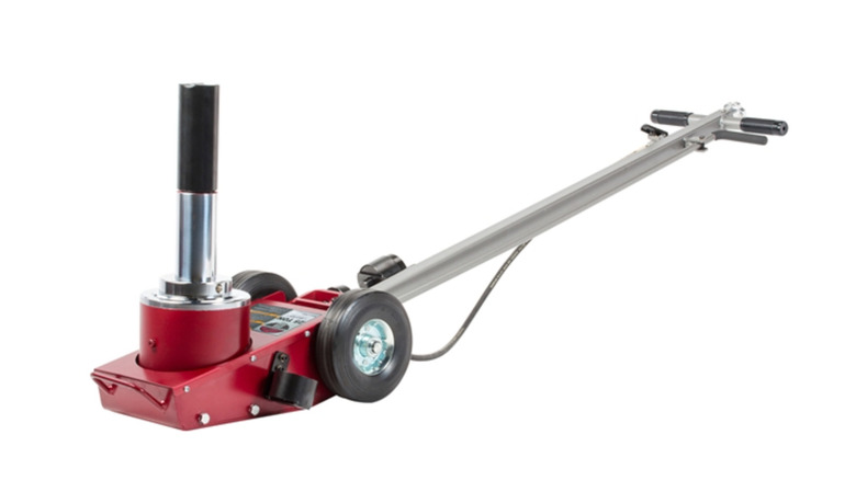 Blackhawk 25-ton Air/Hydraulic Truck Axle Jack