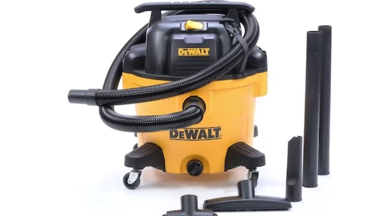 DEWALT wet/dry shop vac