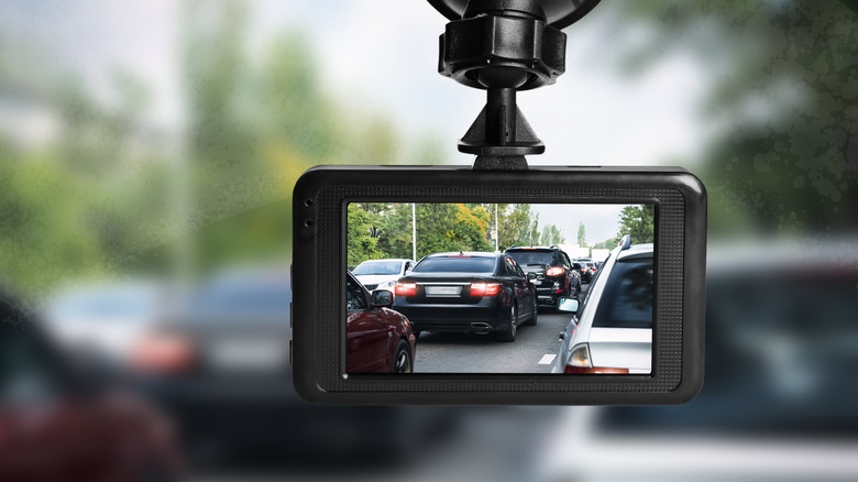 dashboard camera mounted in car