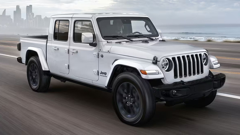 2023 Jeep Gladiator driving highway