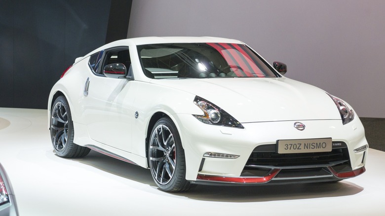 white 370Z Nismo on stage