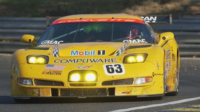 Chevy Corvette C5R racing