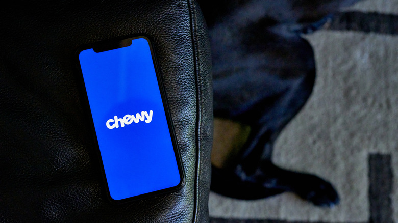 Chewy app on smartphone