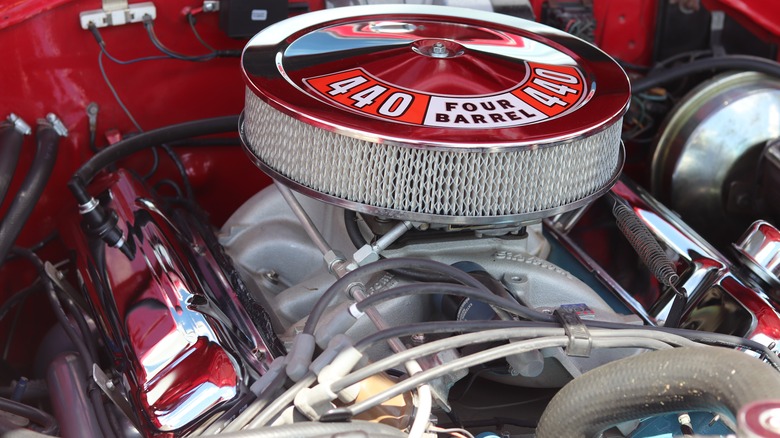 Dodge 440 ci V8 motor