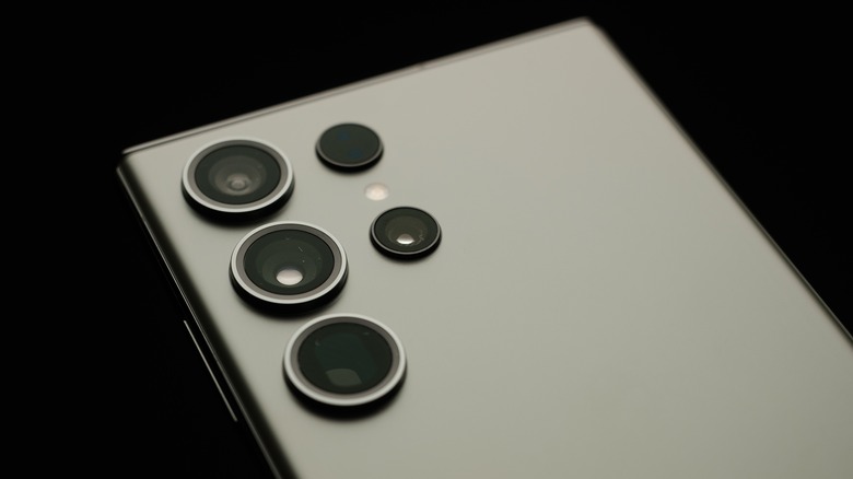 Samsung Galaxy S23 Ultra's rear camera lenses