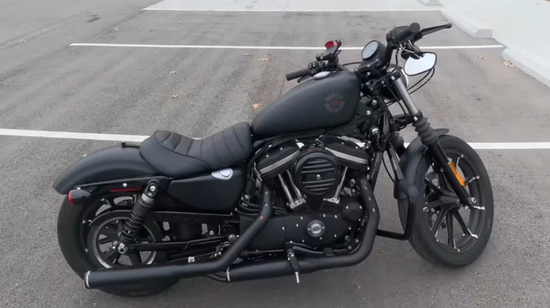 Harley-Davidson Iron 883