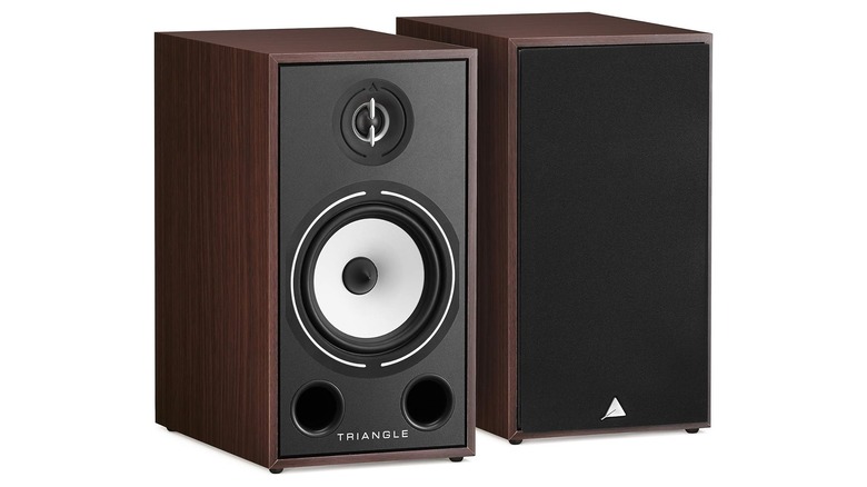 Triangle Borea BR03 bookshelf speakers