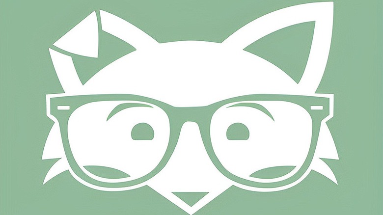 Mint Mobile fox wearing glasses