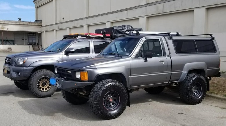 1986 Toyota powered by 22R-TE engine