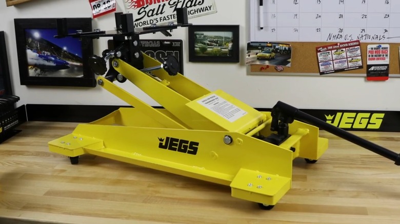 jegs low-profile transmission jack