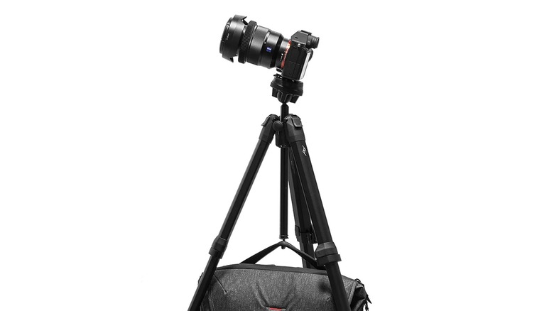 Peak Design Travel Tripod with camera