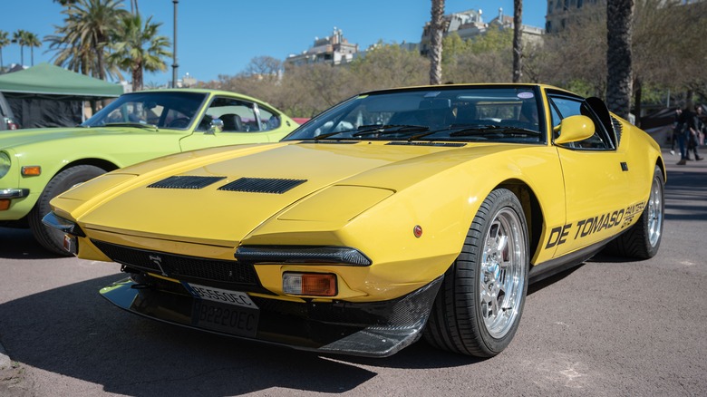 Yellow De Tomaso Pantera