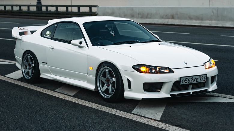 Nissan Silvia S15 in white