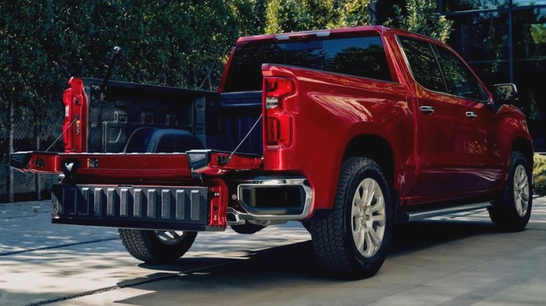 Multi-function tailgate on a Silverado 1500 truck