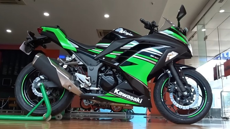 kawasaki ninja 300