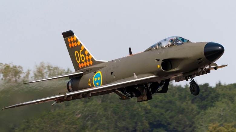 Saab 32 Lansen taking off in the sky