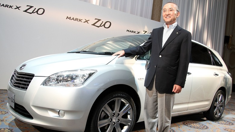 Toyota Mark X Zio showcased