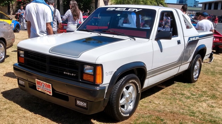 1989 Shelby Dakota