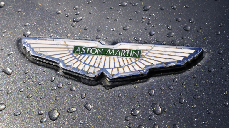 Aston Martin badge