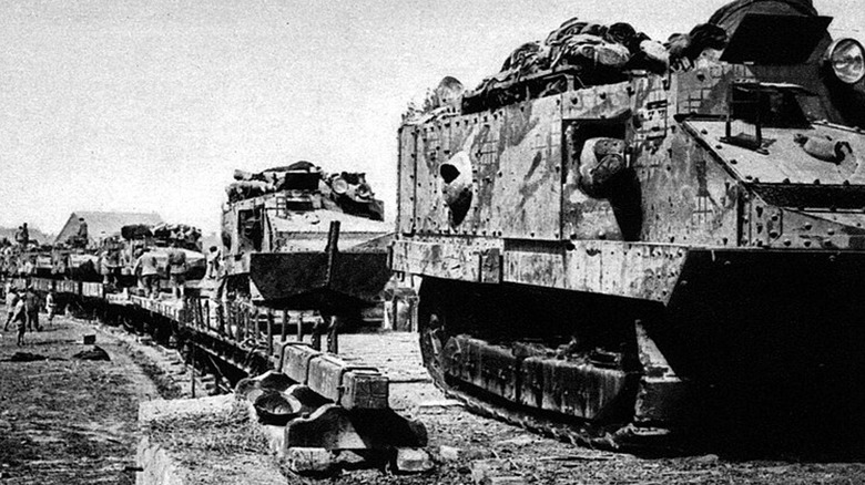 Schneider CA 1 tanks on railcars