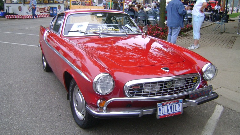 red 1966 Volvo P1800S