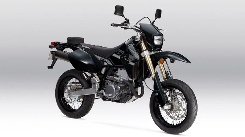 Suzuki Supermoto side view render