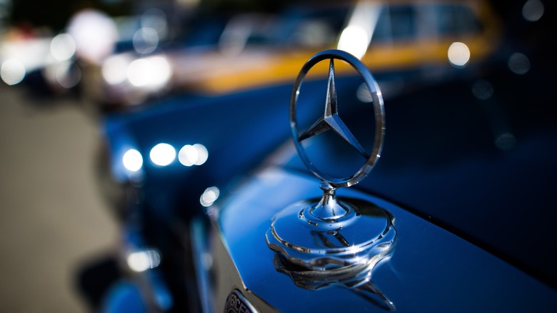 Mercedes-Benz hood ornament