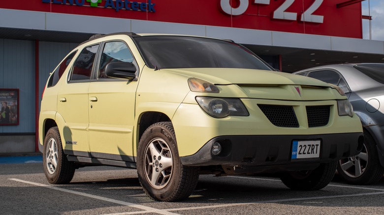 Light Yellow 2005 Pontiac Aztek