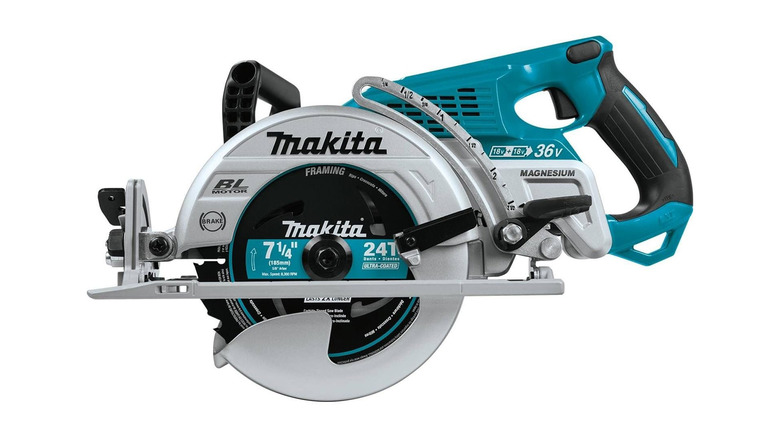 blue makita circular saw