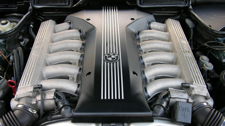 BMW M73 engine