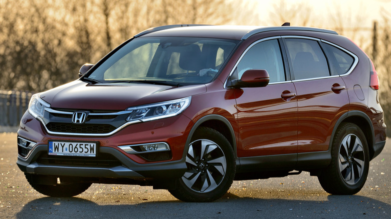 red 2016 Honda CR-V