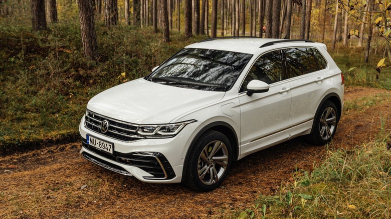 white Volkswagen Tiguan