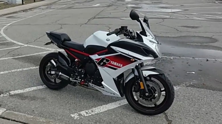 Yamaha FZ6R in a parking lot