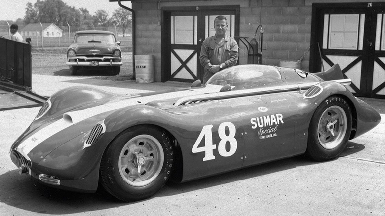 Sumar Streamliner car parked