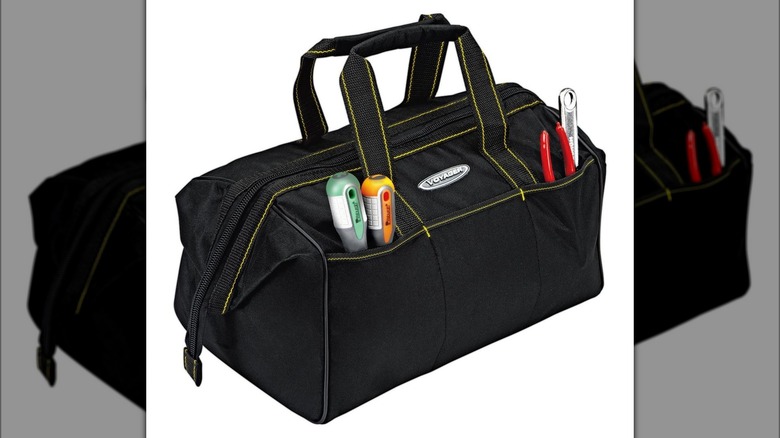 Voyager 15-inch tool bag